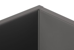 Wnęka zabezpieczona szkłem lacobel zabezpieczającym przed wilgocią