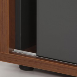 Drzwi przesuwne z lewej strony na prowadnicach