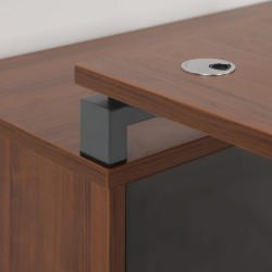 Blat na stelażu metalowym, dwie opcje montażu, rozstaw 160 cm lub 204 cm