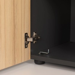 Regały na stópkach z regulacją poziomu