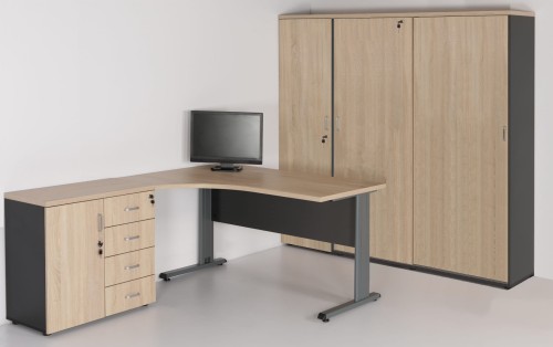 Zestaw Z-145 L biurko na stelażu z szafką oraz regał na ubrania i regał na segregatory (5 poziomów) - na zdjęciu drzwi przesuwne w pozycji zamkniętej