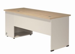 eOP-150P-177 widok od zewnątrz - widoczna przelotka na kable do wyprowadzenia przedłużacza do zasilania komputera i drukarki