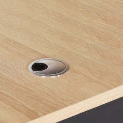 DĄB SONOMA - przykład blatu z przelotką w kolorze aluminium