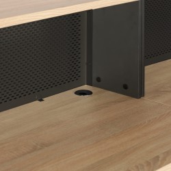 Blaty lady z przelotkami na kable