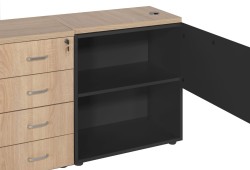 Blat boczny biurka z przelotką